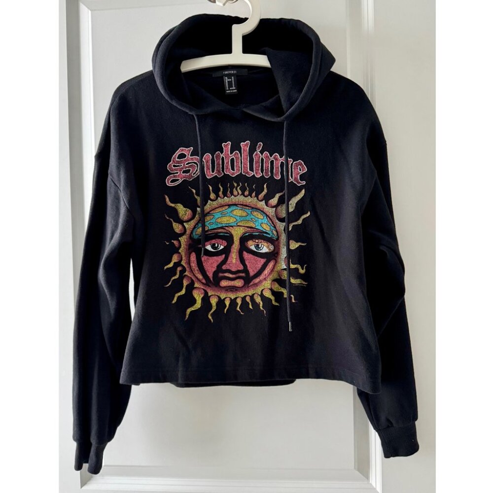 Forever 21 Black Sublime Graphic Cropped Hoodie – Size M – NWOT